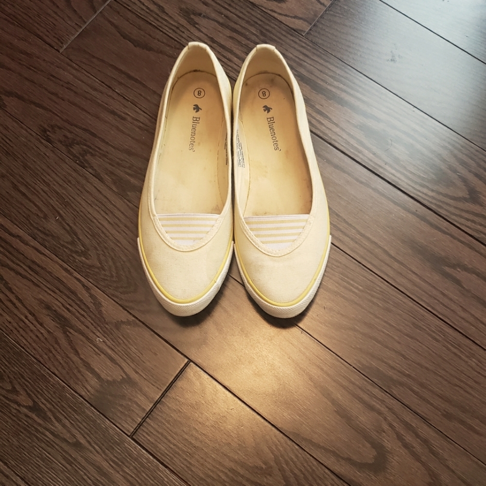 Women's Shoes- Bluenotes